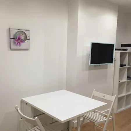 Apartment 5e Quartier Latin 2 Pieces En Bail Mobilite
